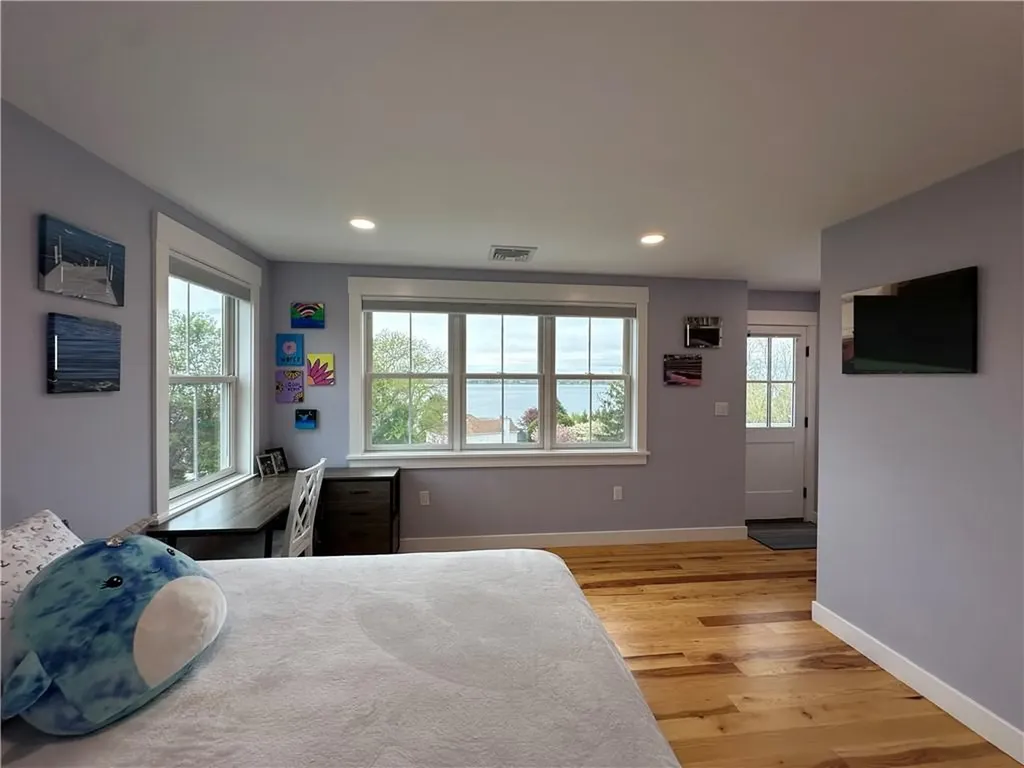 68 Albert Street Portsmouth RI 02871