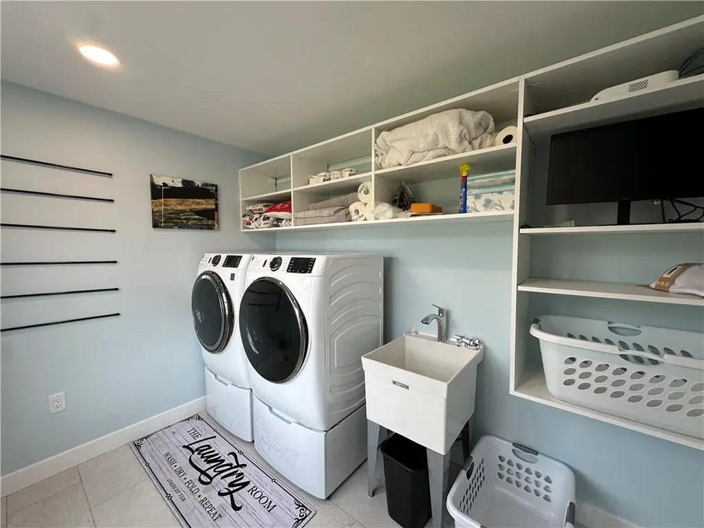 68 Albert Street Portsmouth RI 02871