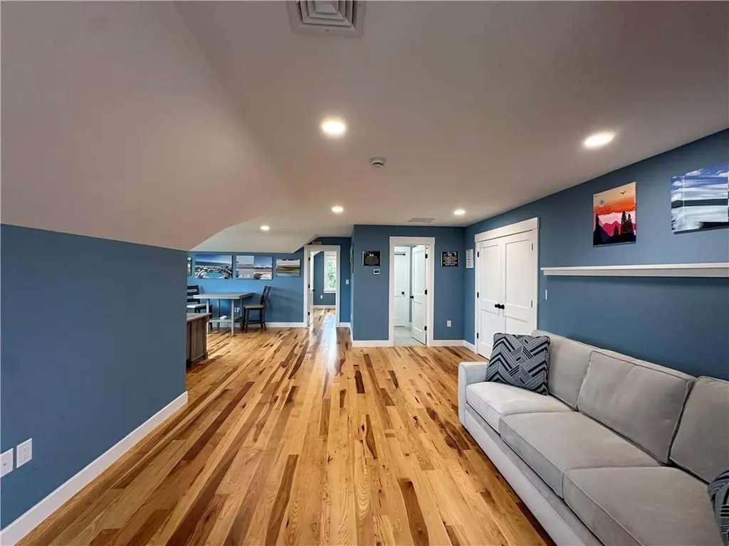 68 Albert Street Portsmouth RI 02871