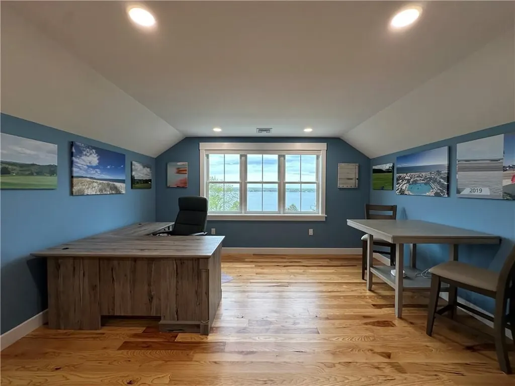 68 Albert Street Portsmouth RI 02871