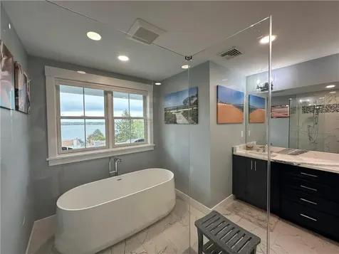 68 Albert Street Portsmouth RI 02871