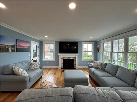 68 Albert Street Portsmouth RI 02871