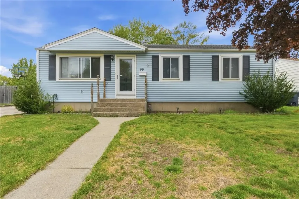 99 Potomac Road Warwick RI 02888