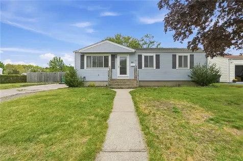 99 Potomac Road Warwick RI 02888