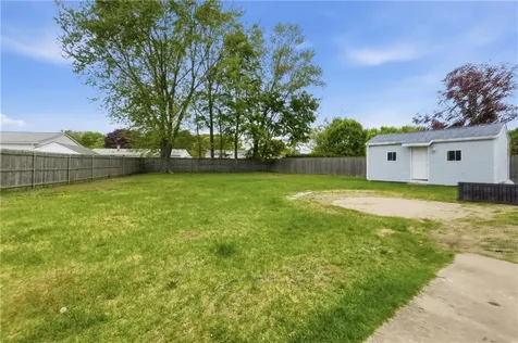 99 Potomac Road Warwick RI 02888