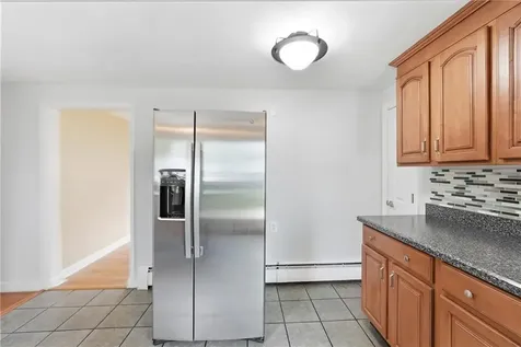 99 Potomac Road Warwick RI 02888