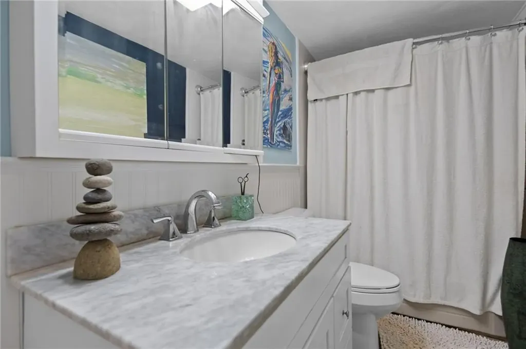 72 West Shore Road Warwick RI 02889