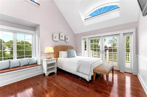 14 Pawcatuck Avenue Westerly RI 02891