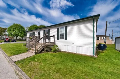 1 Scotty Drive Portsmouth RI 02871