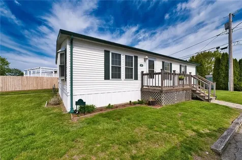 1 Scotty Drive Portsmouth RI 02871