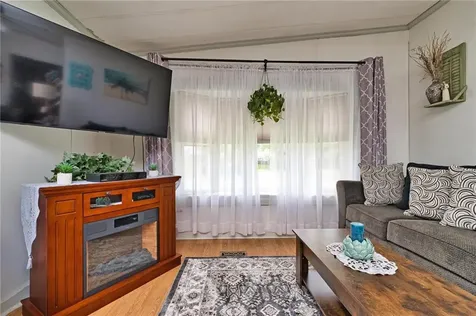 1 Scotty Drive Portsmouth RI 02871