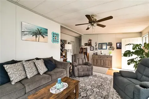 1 Scotty Drive Portsmouth RI 02871