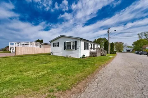 1 Scotty Drive Portsmouth RI 02871
