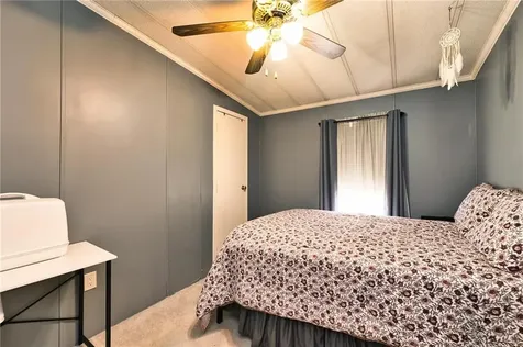 1 Scotty Drive Portsmouth RI 02871