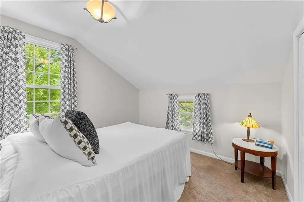 63 Hammond Street Providence RI 02909