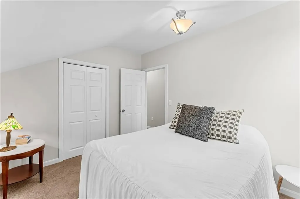 63 Hammond Street Providence RI 02909