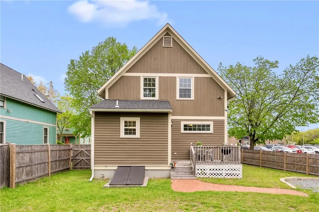 63 Hammond Street Providence RI 02909