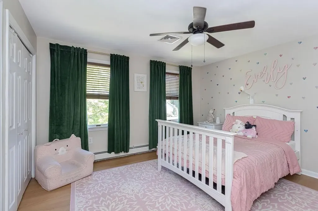 10 Split Creek Court Cranston RI 02921