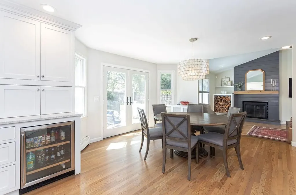 10 Split Creek Court Cranston RI 02921