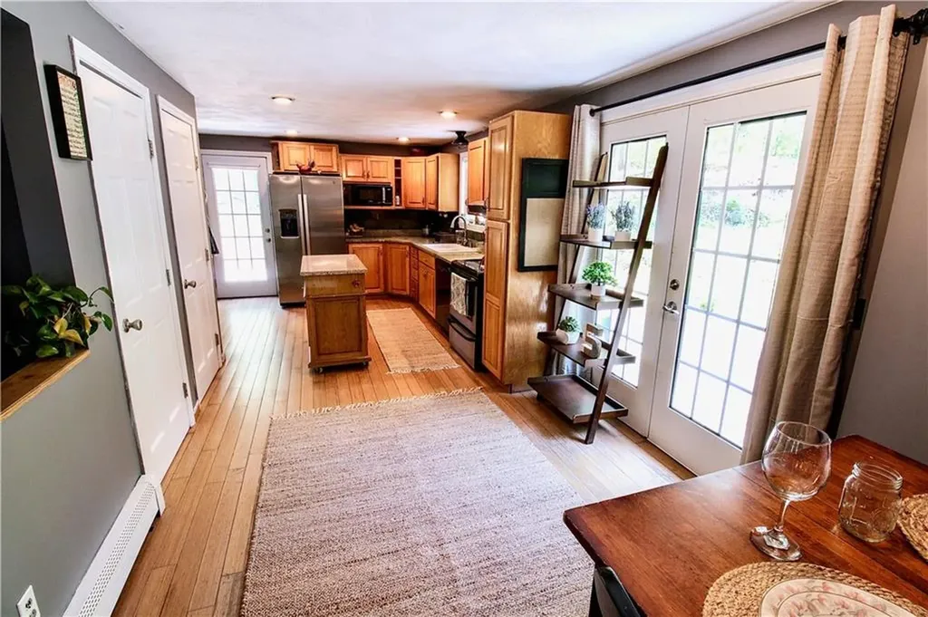 2 Forest Way Lincoln RI 02865