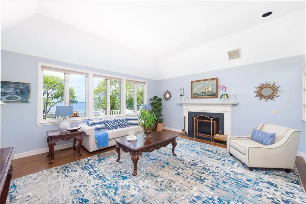 29 Reliance Drive Bristol RI 02809