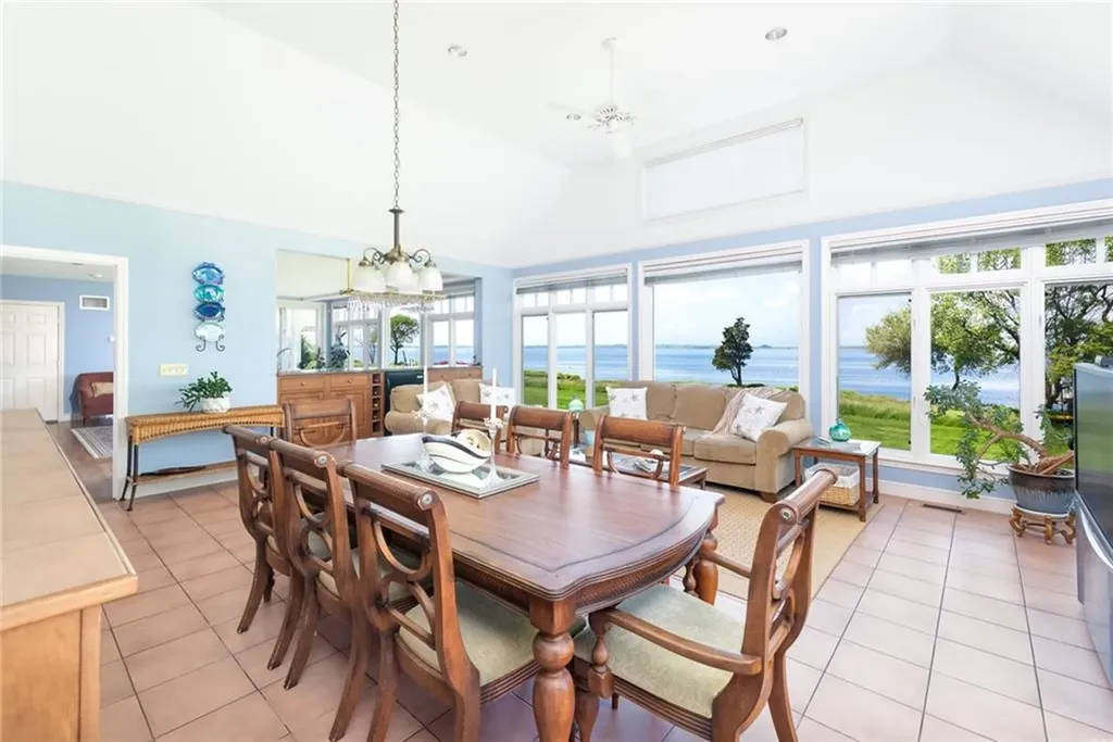 29 Reliance Drive Bristol RI 02809