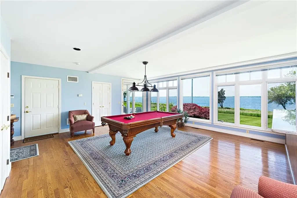 29 Reliance Drive Bristol RI 02809