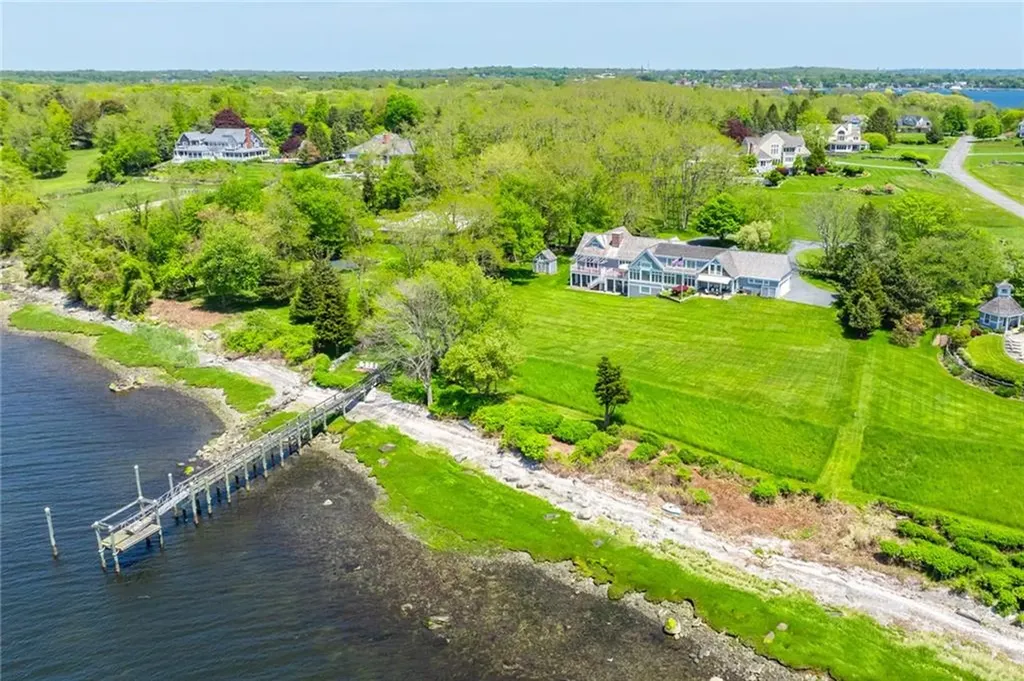 29 Reliance Drive Bristol RI 02809