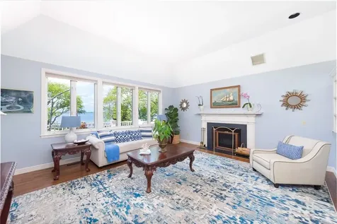 29 Reliance Drive Bristol RI 02809
