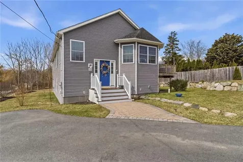 10 Corrine Drive Johnston RI 02919