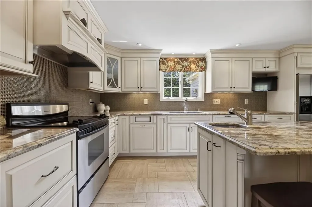 480 Comstock Parkway Cranston RI 02921