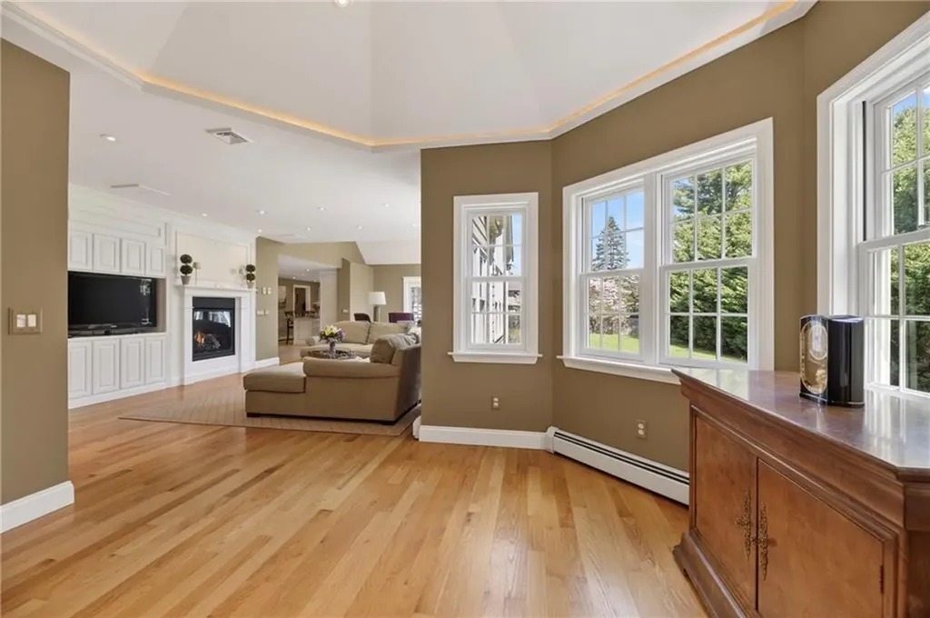480 Comstock Parkway Cranston RI 02921