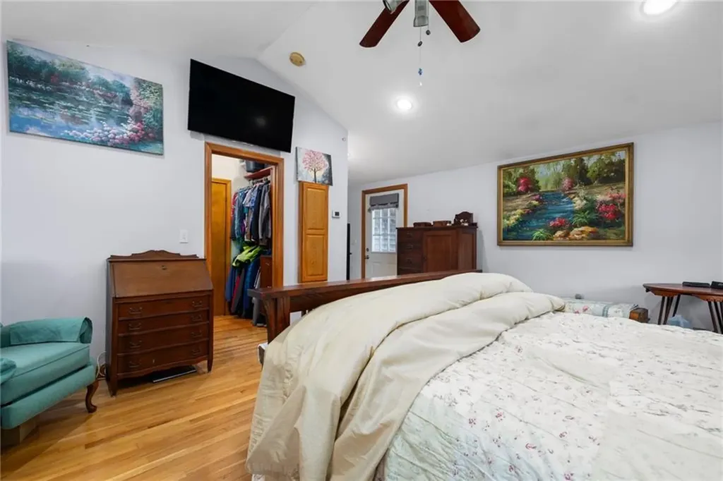 418 Long Highway Little Compton RI 02837