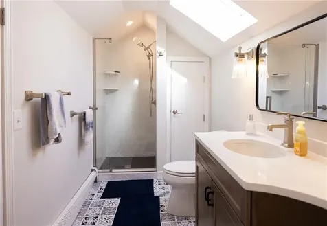 40 Suffolk Way Lincoln RI 02865