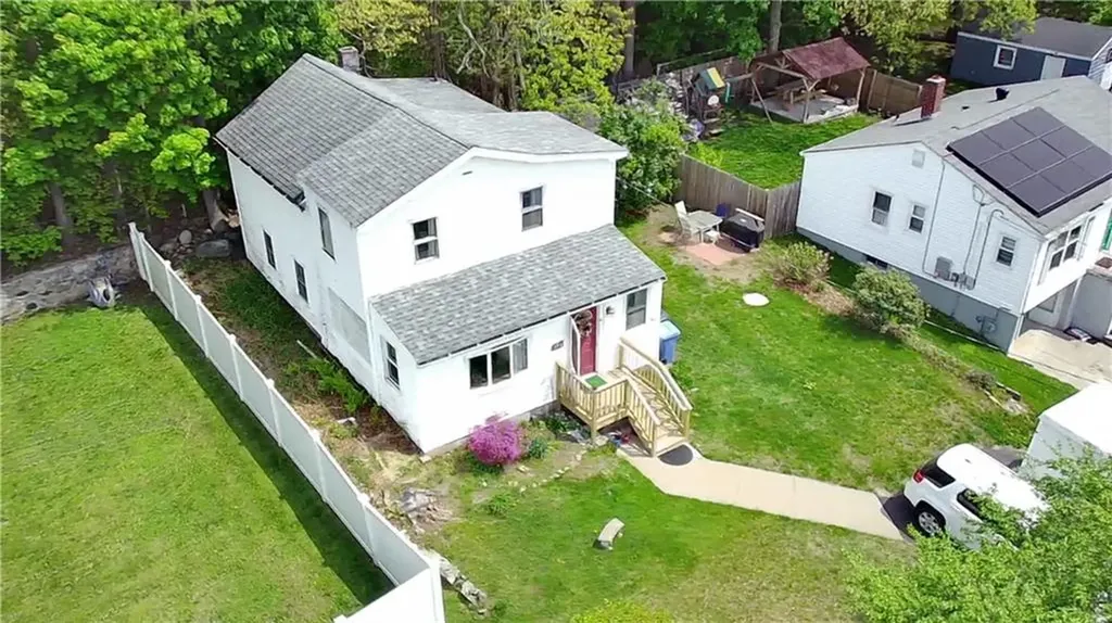 159 Iroquois Road Cumberland RI 02864