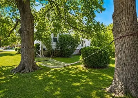 65 Maple Avenue Middletown RI 02842