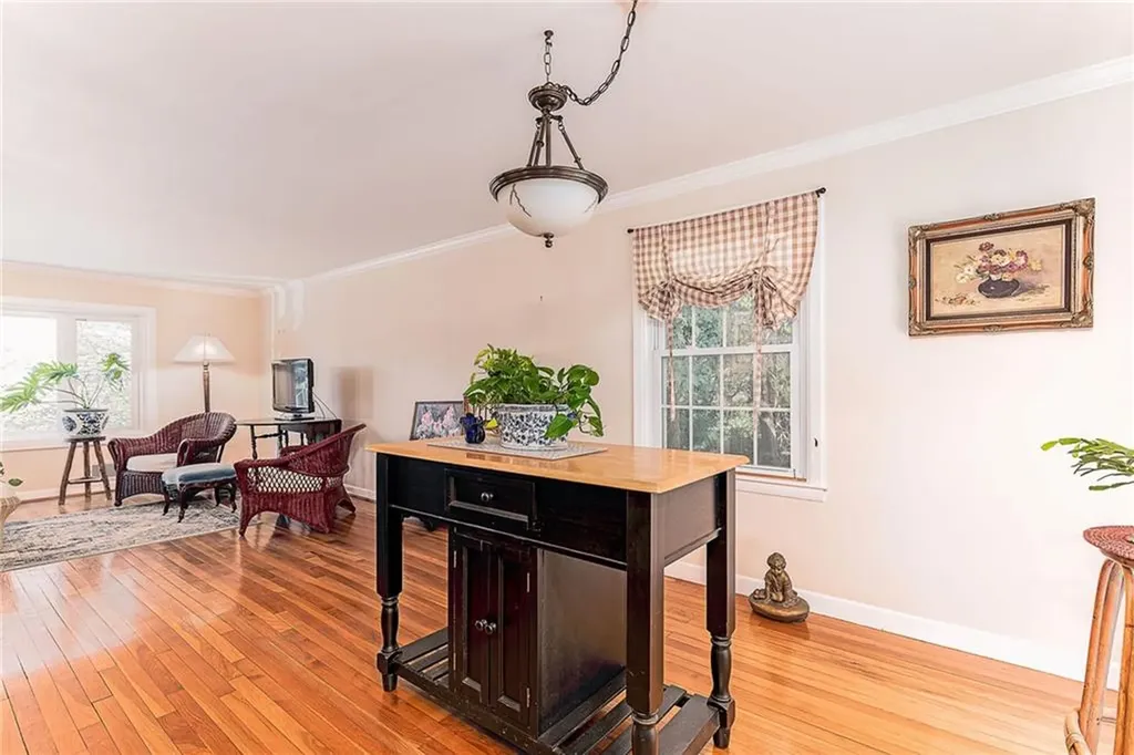 8 Gillooly Drive Warwick RI 02888