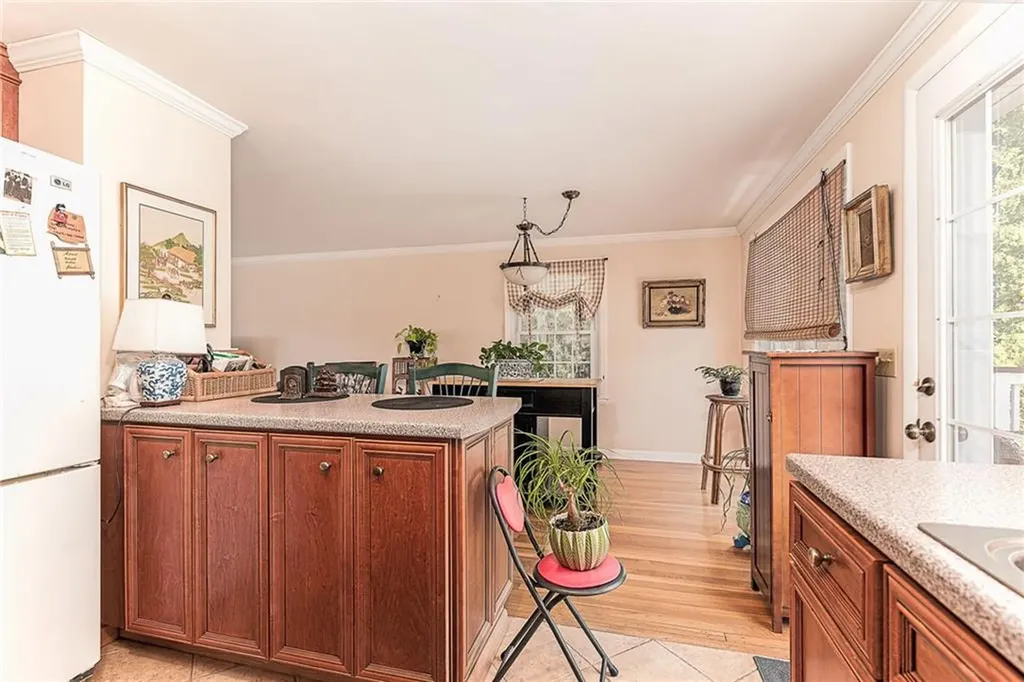 8 Gillooly Drive Warwick RI 02888