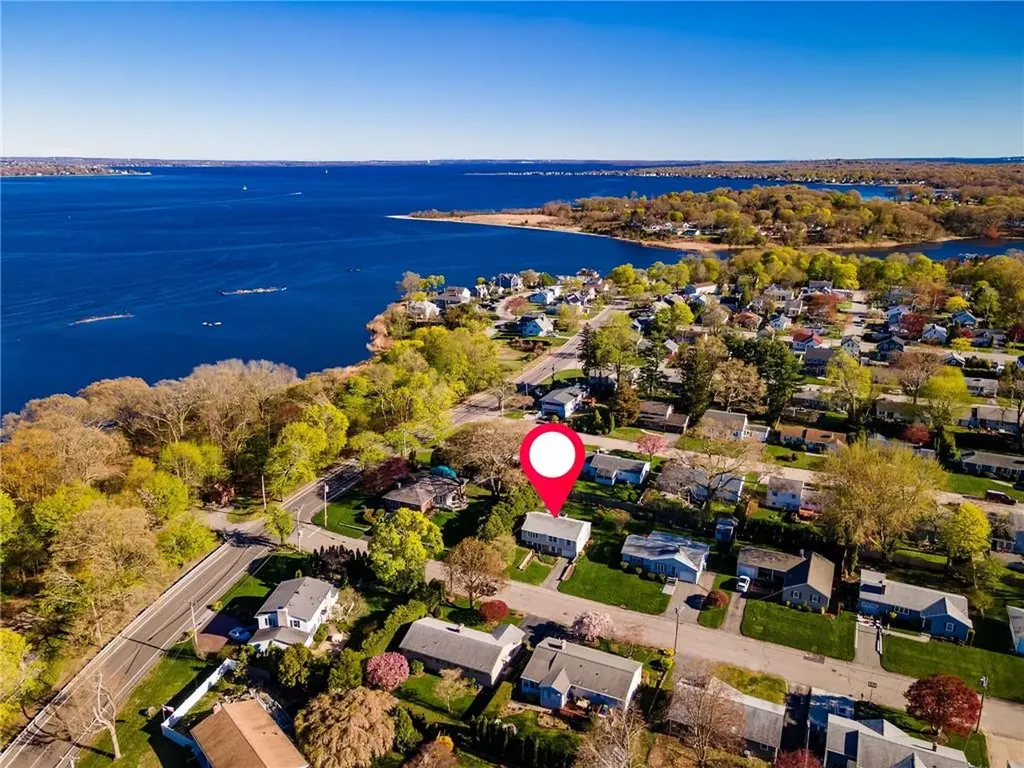 8 Gillooly Drive Warwick RI 02888