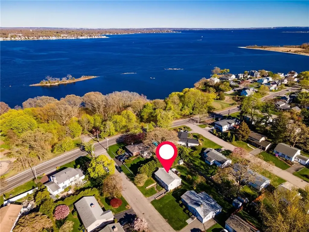 8 Gillooly Drive Warwick RI 02888