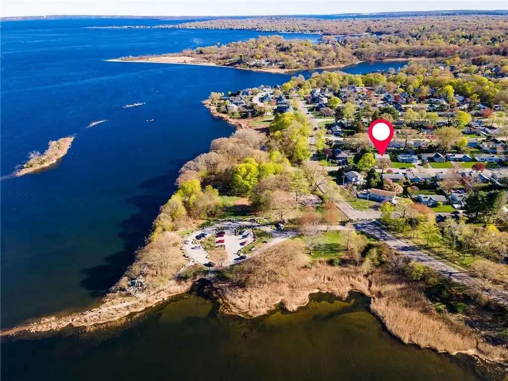 8 Gillooly Drive Warwick RI 02888
