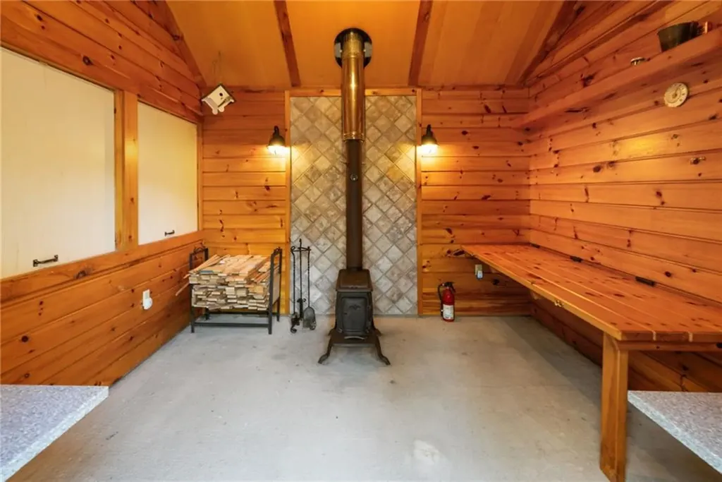 10 Oak Hill Road Scituate RI 02831