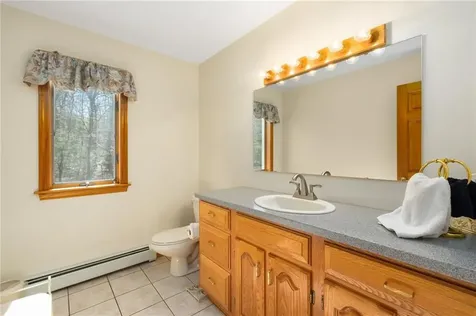 10 Oak Hill Road Scituate RI 02831