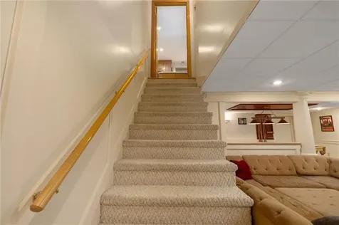10 Oak Hill Road Scituate RI 02831
