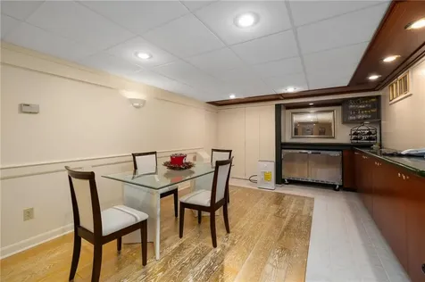 10 Oak Hill Road Scituate RI 02831