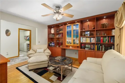 10 Oak Hill Road Scituate RI 02831