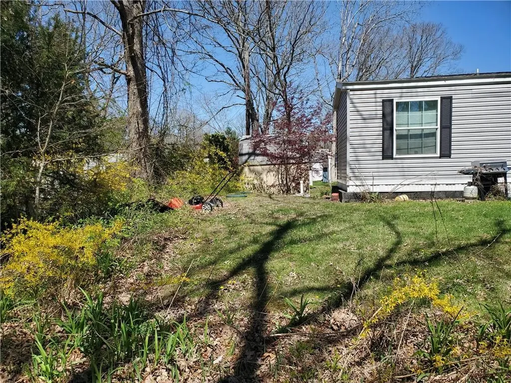 20 Lane 7 Coventry RI 02816