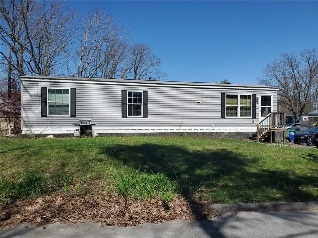 20 Lane 7 Coventry RI 02816