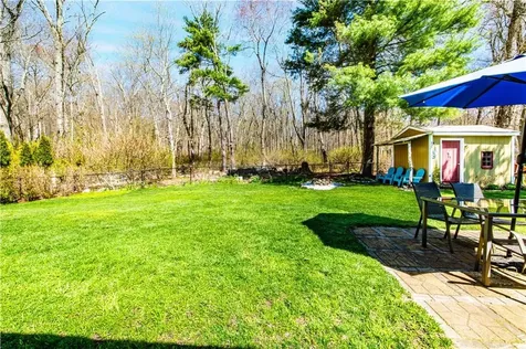12 Abbey Lane Foster RI 02825