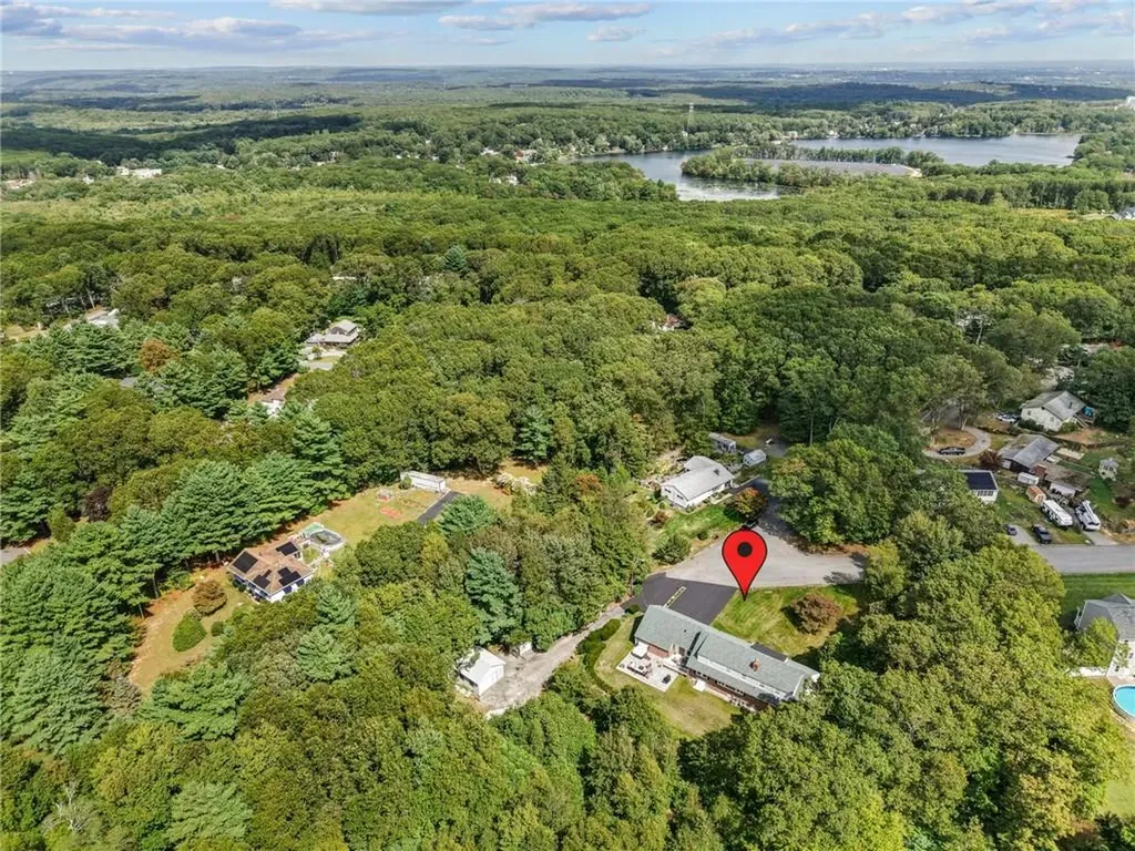 15 Golden View Drive Johnston RI 02919